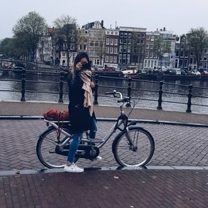 Meet your Posher, Maribel